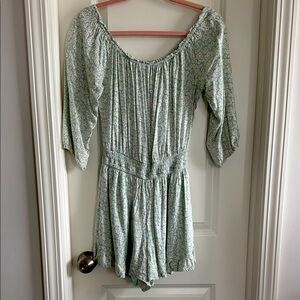 Hollister romper